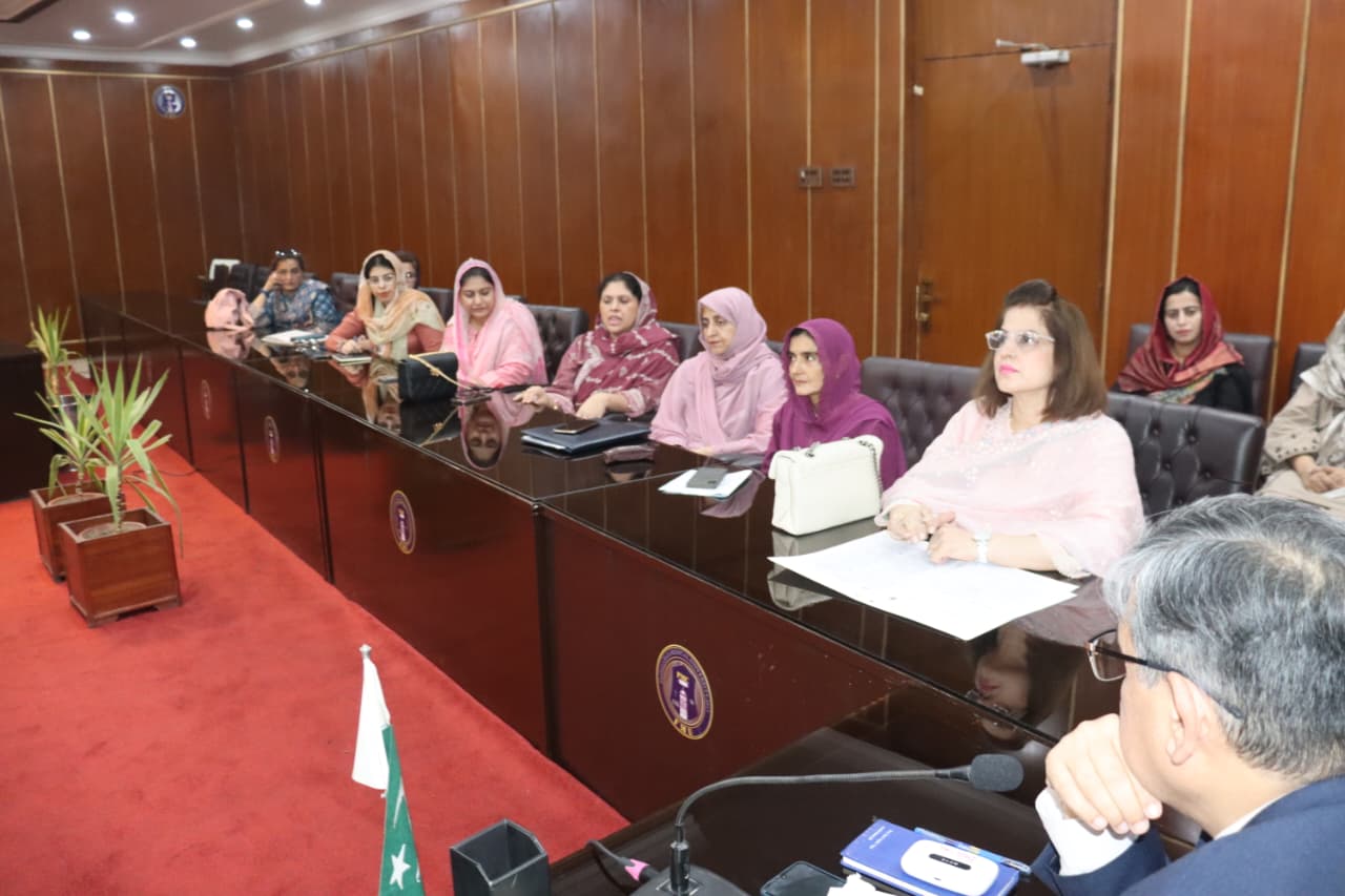 Vice Chancellor Meeting with Basic Sciences Faculty at FMU